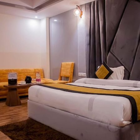 โฮเต็ล แอร์พอร์ท ซิตี้ Hotel นิวเดลี ภายนอก รูปภาพ