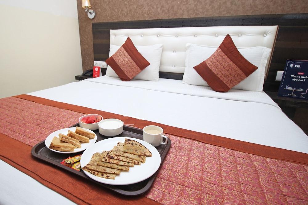 โฮเต็ล แอร์พอร์ท ซิตี้ Hotel นิวเดลี ภายนอก รูปภาพ