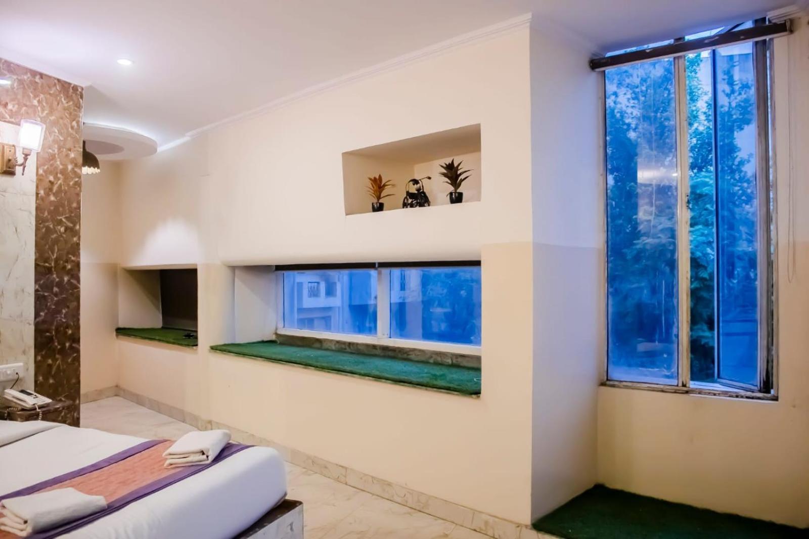 โฮเต็ล แอร์พอร์ท ซิตี้ Hotel นิวเดลี ภายนอก รูปภาพ