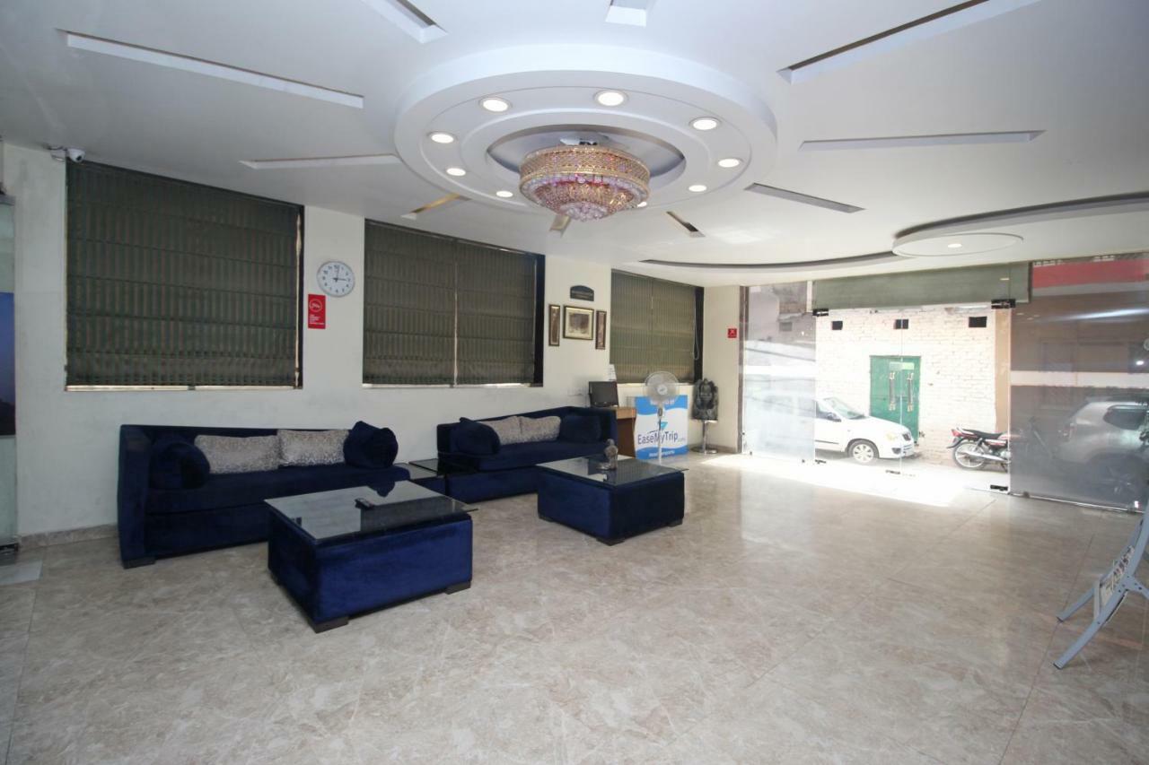โฮเต็ล แอร์พอร์ท ซิตี้ Hotel นิวเดลี ภายนอก รูปภาพ